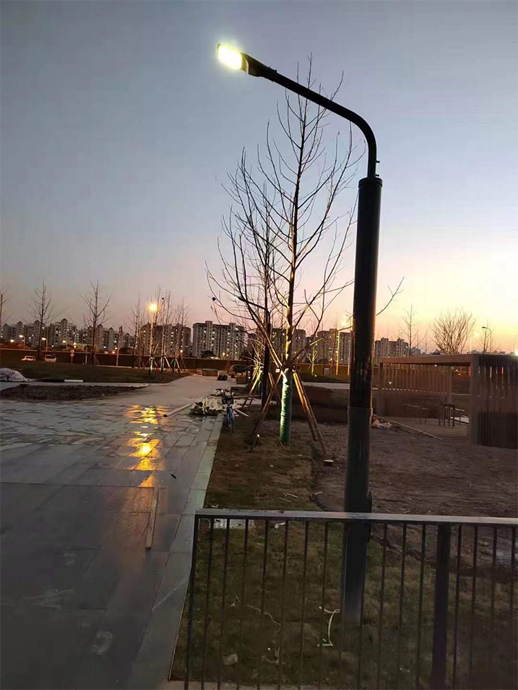 30W Solar Wrap Street Light Vertical Solar Light 2FSG119-NEWLIGHT ENERGY 30W Solar Wrap Street Light Vertical Solar Light 2FSG119-NEWLIGHT ENERGY
